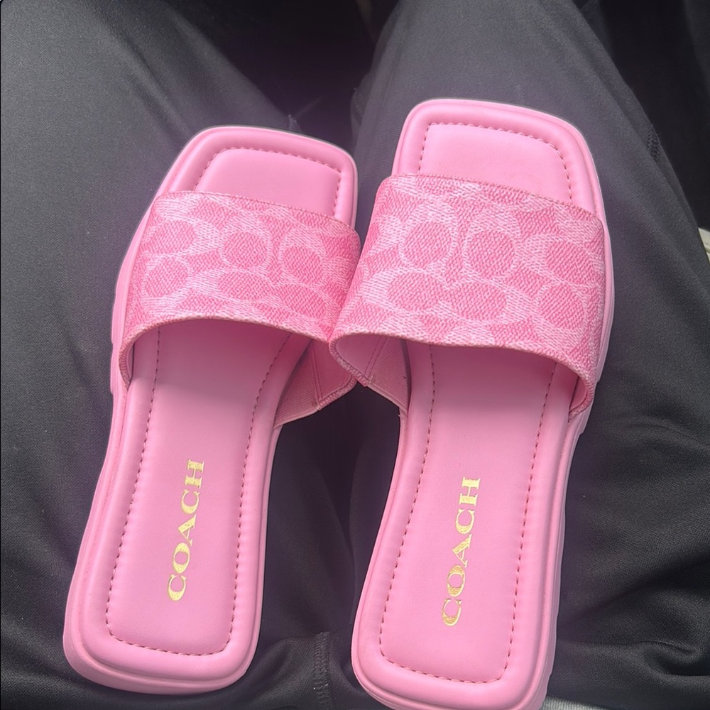 Coach vivid Pink Florence sandals - Picture 2 of 3